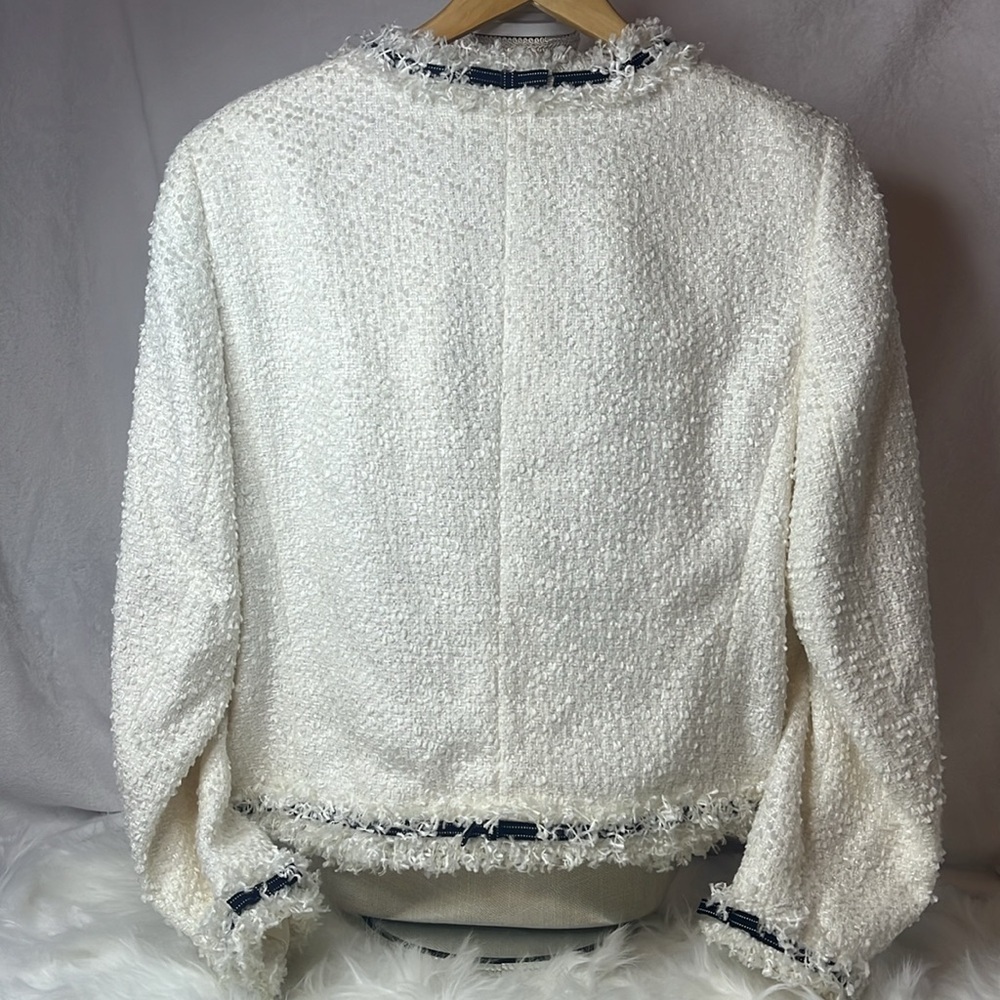 ESCADA VINTAGE COAT WHITE NAVY GROSGRAIN BOW TRIM VINTAGE 2002 WITH TAGS - Picture 4 of 16